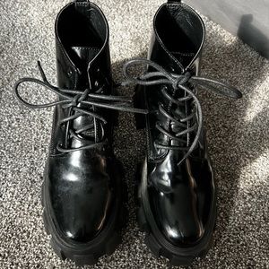 Princess Polly boots